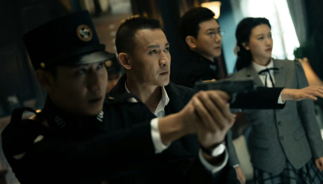 40集谍战大剧《前行者》热播，收视破2演员阵容强大，越追越上瘾