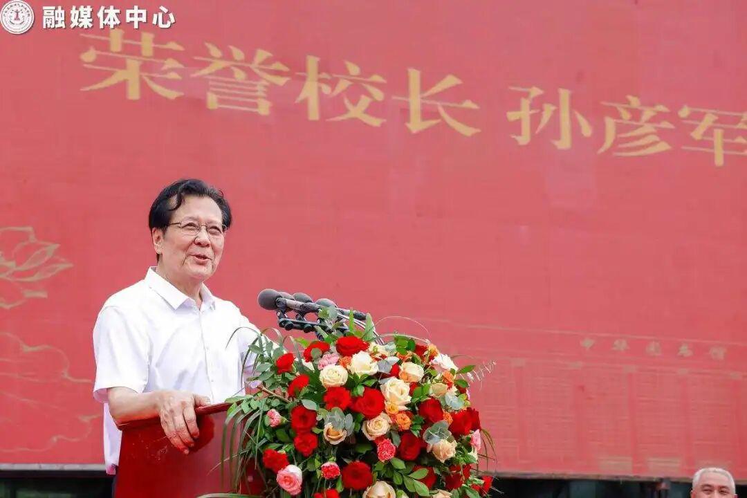 知名男演员孙彦军：从《三国演义》刘备到高校校长