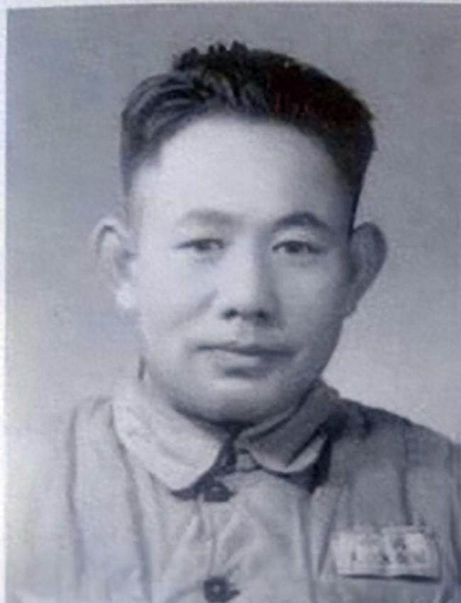 华川阻击战揭秘：彭德怀怒吼58师师长黄朝天的背后故事