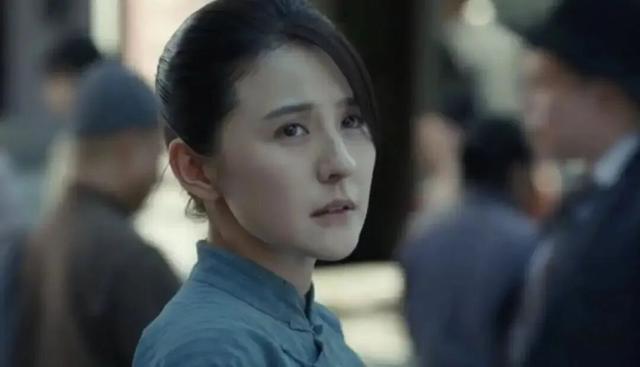 央视热播剧《灼灼韶华》：不喊疼的女人，活出生命的坚韧与光芒