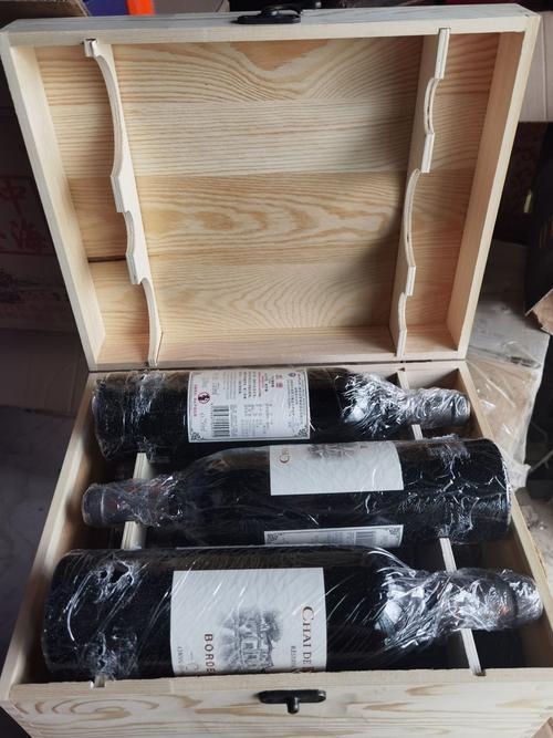 追债夫妻质疑“红酒箱装300万还钱”装不下，申请再审被驳