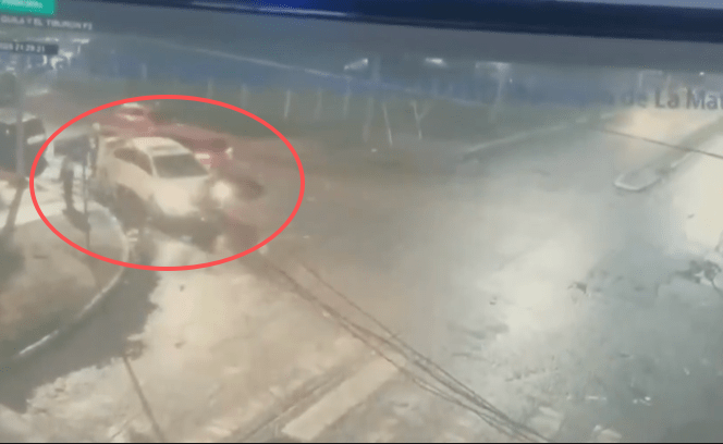 阿根廷毒枭血案：三名女子误乘毒贩车遭性侵杀害，直播过程震惊社会