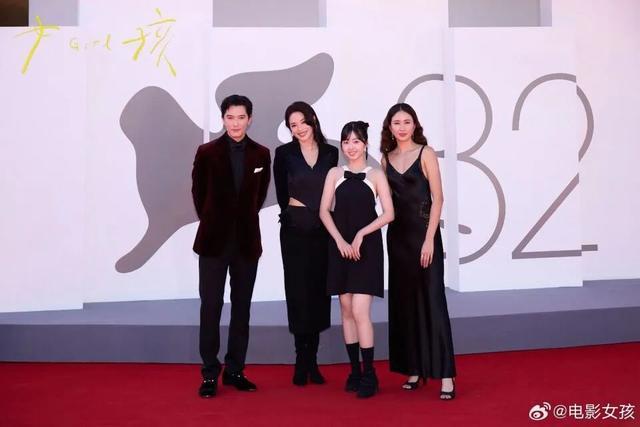 舒淇携主创亮相威尼斯首映