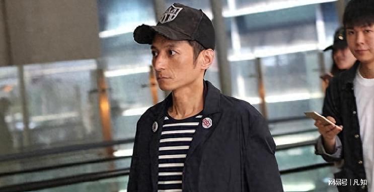 48岁李维嘉现状：从主持人到洁癖独居，钱买不来幸福