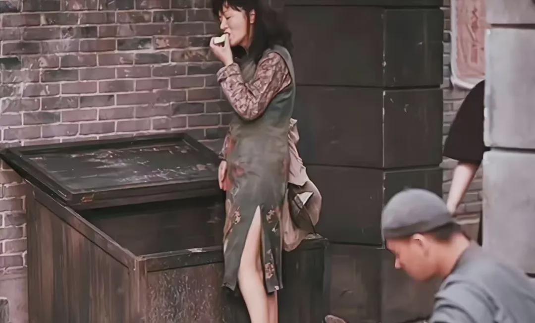 《灼灼韶华》周燕下线引热议，车永莉拍戏牺牲细节曝光