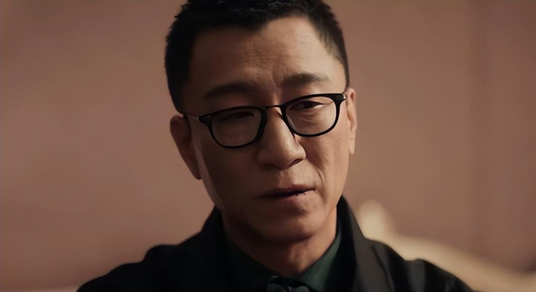 张家辉新剧《绝命法官》口碑炸裂，首播即登顶热榜