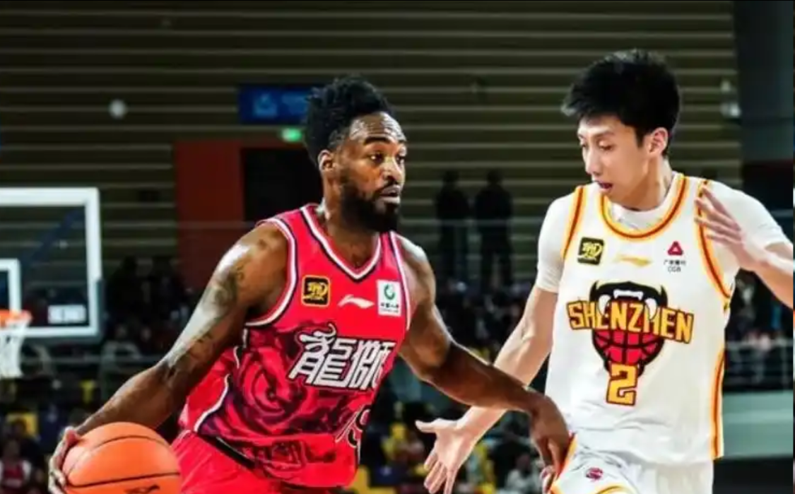 广州男篮新赛季豪阵曝光：4大国手+2前NBA球员助力季后赛冲刺