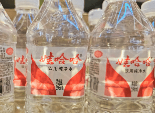 独家揭秘：浙江娃哈哈饮用水销售权转移至宏胜饮料孙公司