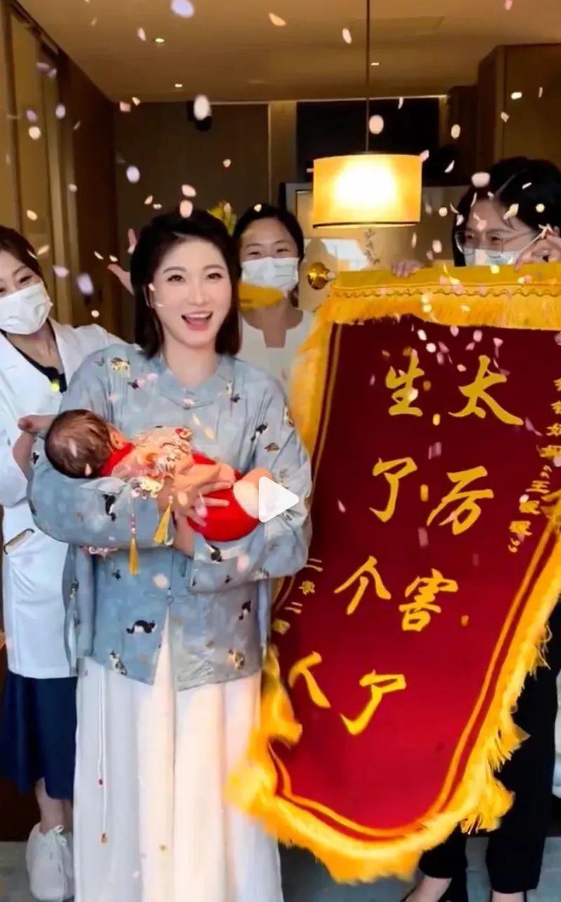 王暖暖新书《重生》