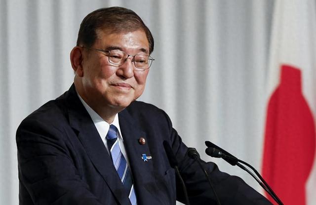 日本政坛变局：反华策略失效，务实路线成新趋势？