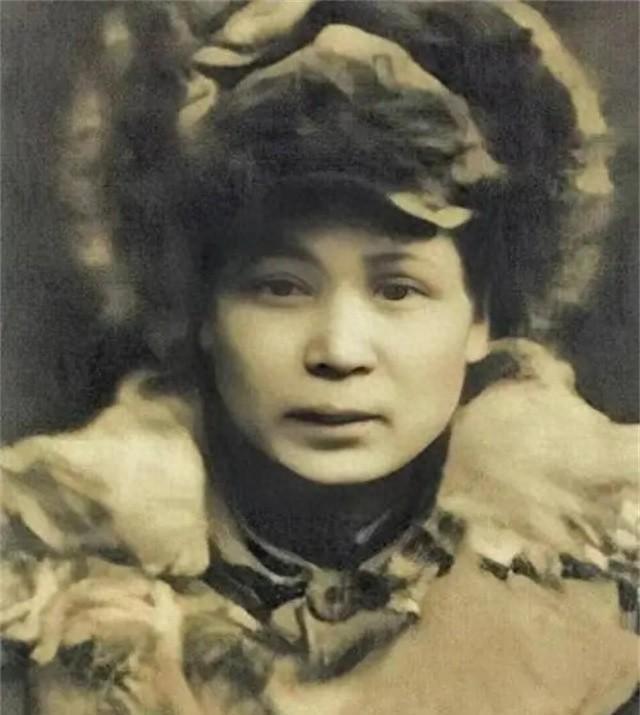开国上将王宏坤偶遇旧部刘世模：英雄落魄为何不求助李先念？