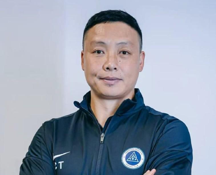 深圳新鹏城主帅换帅：穆尼奥斯下课，陈涛接任帅位
