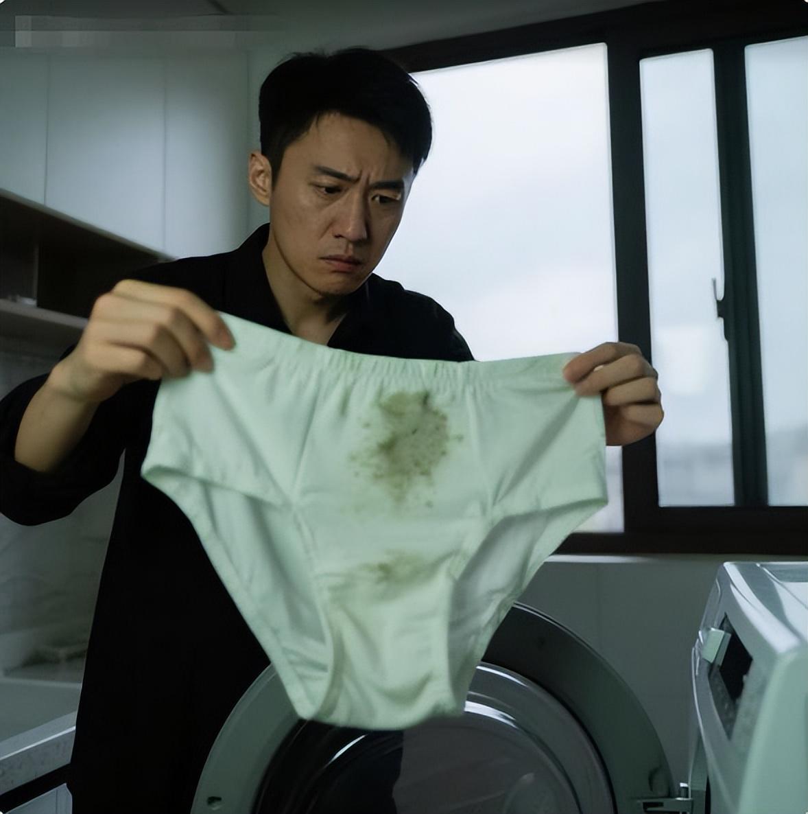 给妻子洗内衣发现污渍，丈夫送去化验，检测员：树林里才有这东西