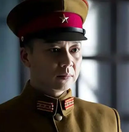 新谍战剧巅峰之作！秦昊刘奕君领衔，61集烧脑巨制引爆荧屏