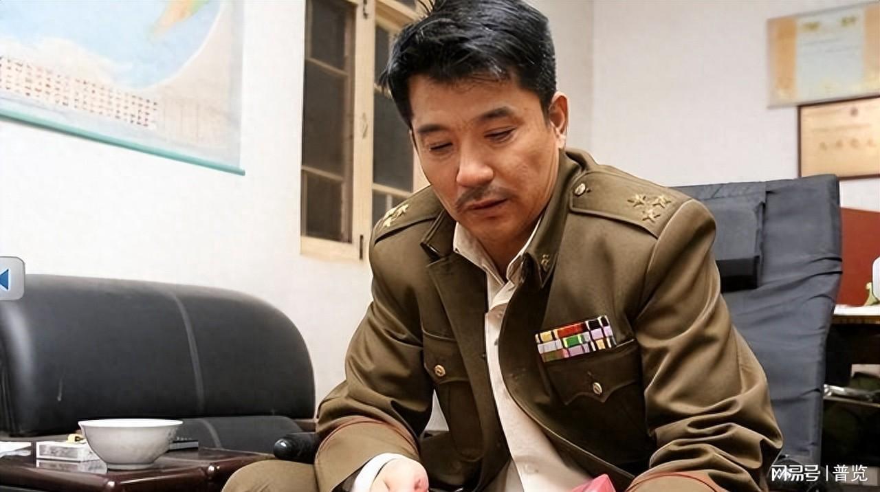 因帅遭拒张艺谋，40年零绯闻，70岁丁克夫妻的深情人生