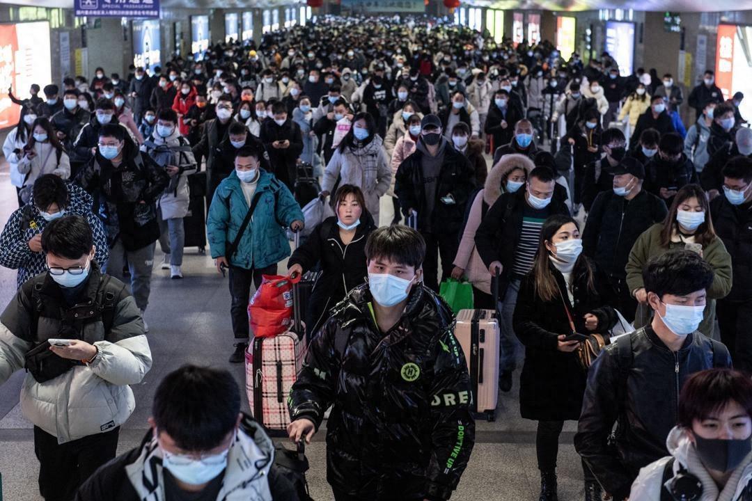 天津高一男生离世背后：懂事教育下的心理危机