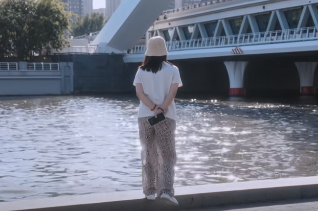 性侵案后女高管崔丽丽的勇气：从受害者到公众发声者