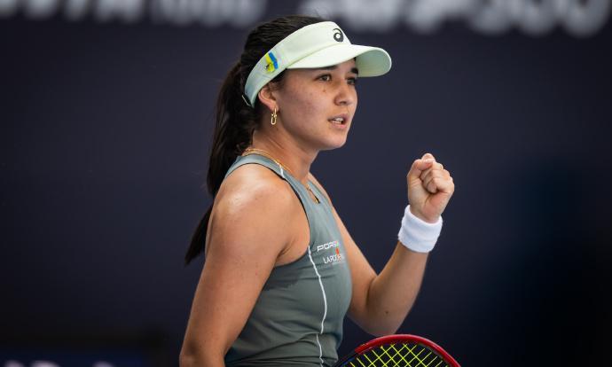 中网惊现2-1大逆转！黑马利斯晋级八强，郑钦文排名告急