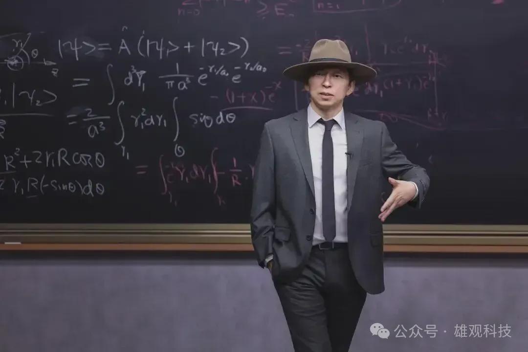 张朝阳横渡终点