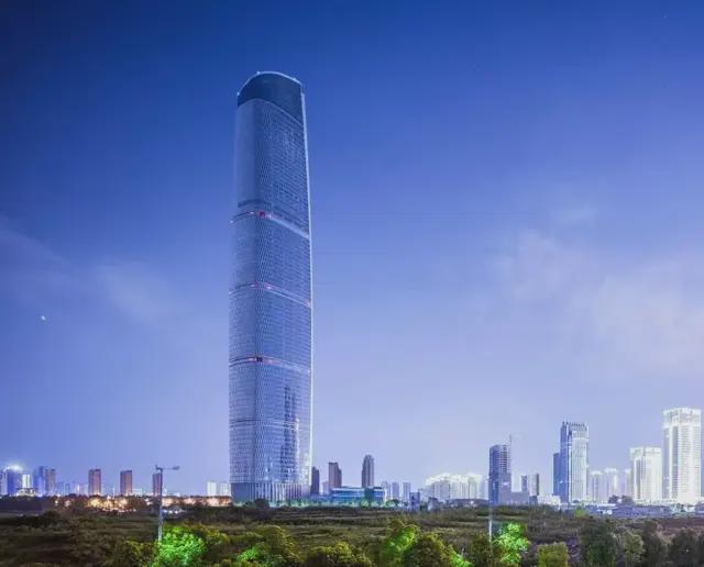 50亿投资！438米武汉第二高楼建成6年未启用，未来何去何从？