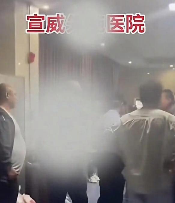 “患者已死仍通知抢救”视频引热议，医院回应：全力救治仍无力回天