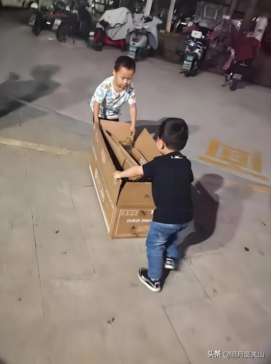 广东人的低调哲学：一生只关注吃与赚钱这两件事