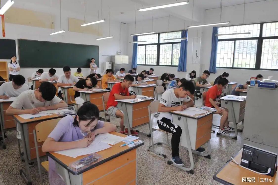 学生如厕难：校园管理的人性缺失与教育反思
