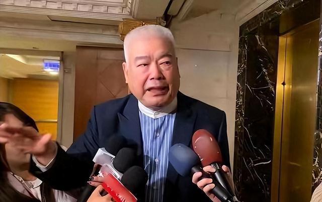 郑丽文强势崛起，蓝营内斗升级：朱立伦郝龙斌陷入困境