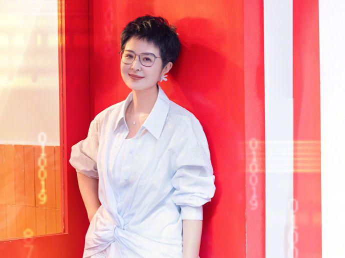 万千惠公司千万亏损真相：CEO跑路背后的管理危机