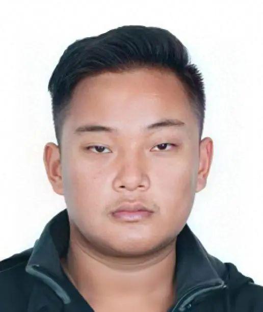 白应苍或面临死刑！囚服出镜体态臃肿，自述家族往事难掩颓势