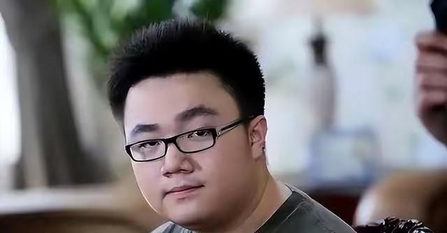 宋丹丹儿媳王博谷现状揭秘：抽烟、婆媳关系与独特家庭模式