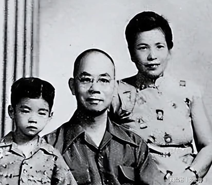 老蒋为何处决吴石？周恩来：铭记隐蔽战线英雄