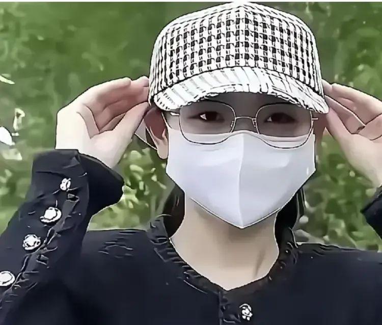 杨兰兰保镖身份揭秘：武警特勤出身，神秘富豪的隐形守护者