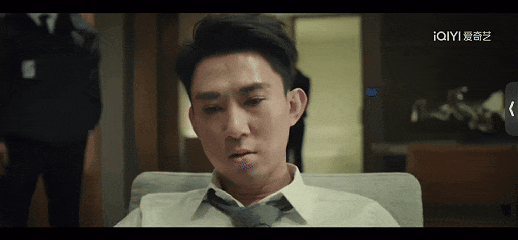 《不眠日》剧情截图