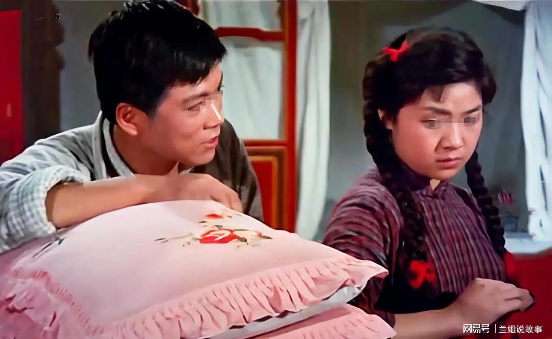 1985年相亲奇遇：丈母娘安排同屋睡，深夜目睹惊人一幕