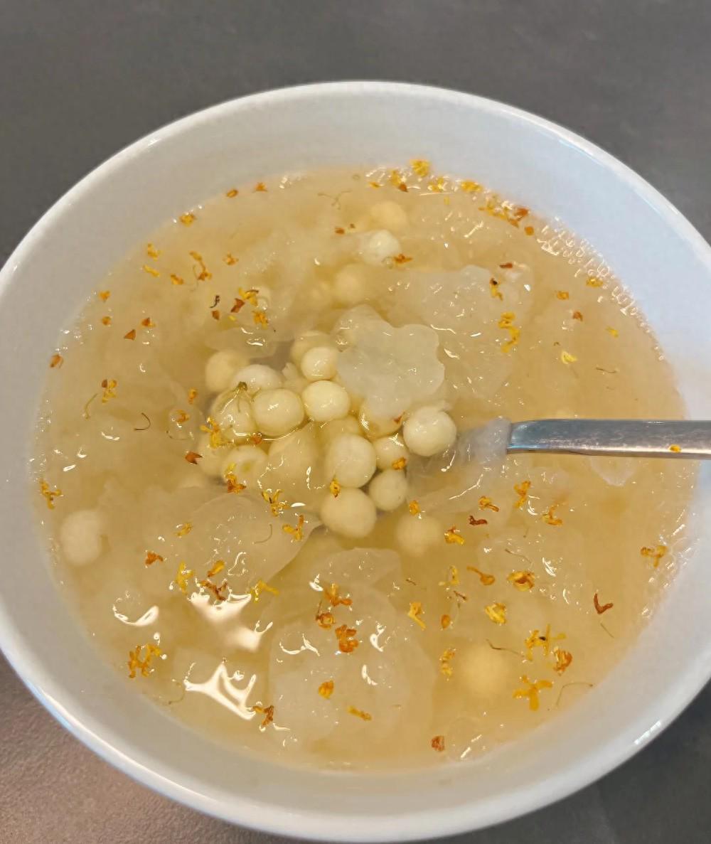银耳搭配这3物，润肺化痰超有效！三天缓解喉咙干痒