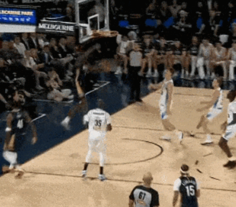 NBA季前赛：锡安高效表现，普尔首秀三分6中1引关注