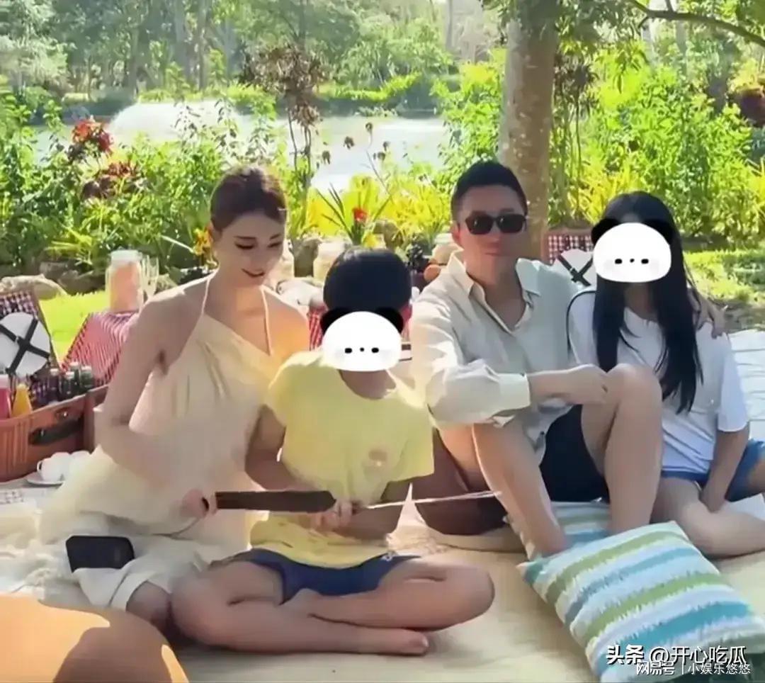 大S儿子小箖箖9岁身高1米5，与爸爸同框仅差一个头引热议