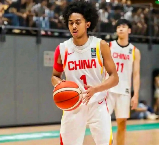 中国篮球新星！17岁混血后卫朱正加盟OTE 冲击NBA未来可期