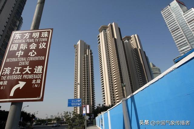 上海房价三年跌30%：市场未崩盘，购房者心态如何变化？