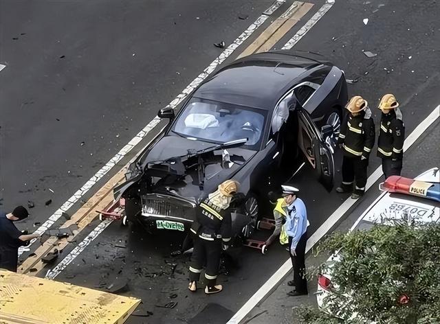陈震劳斯莱斯逆行车祸：仅买交强险，赔偿金额或超百万