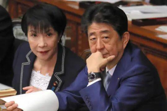 高市早苗与安倍晋三