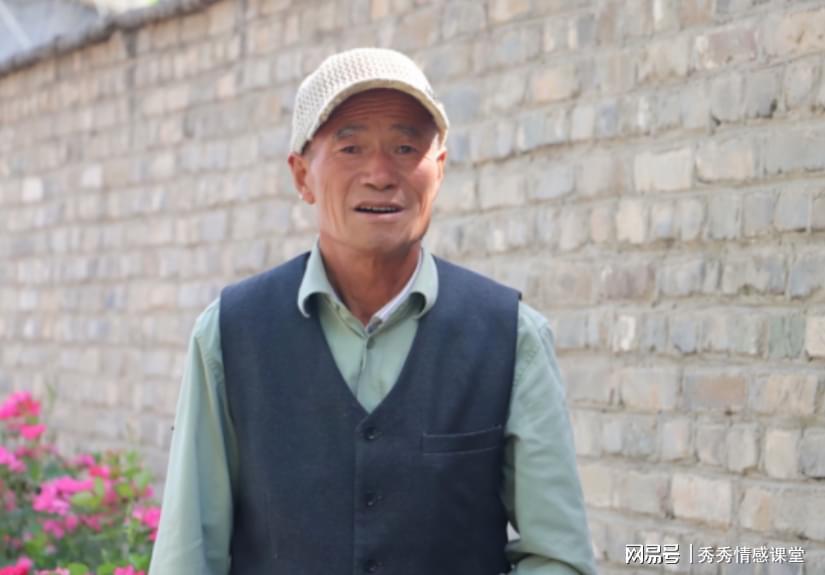 60岁大爷自述：跳交谊舞半年后，为何选择退出？
