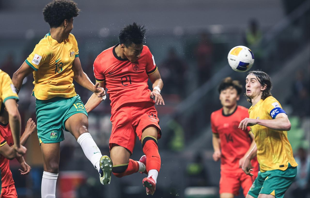 20岁中国前锋杜月徵西协甲连场破门，3分钟闪电进球引关注