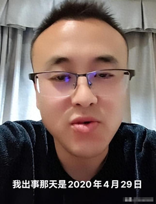 监狱工资有多少？一天踩8小时缝纫机，拿到手才知道什么叫改造