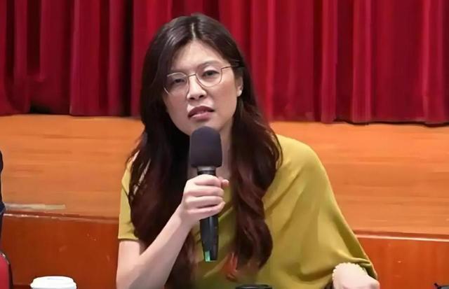 郑丽文支持率领先后放话：拟窜日拜访日本右翼高市早苗