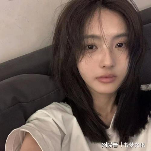 结婚纪念日妻子备孕白月光，我决心出国后她反悔了
