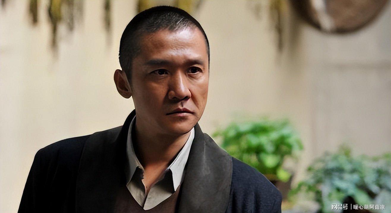 黄志忠做梦也没想到，自己抛弃的糟糠之妻，竟成了别人手中的宝