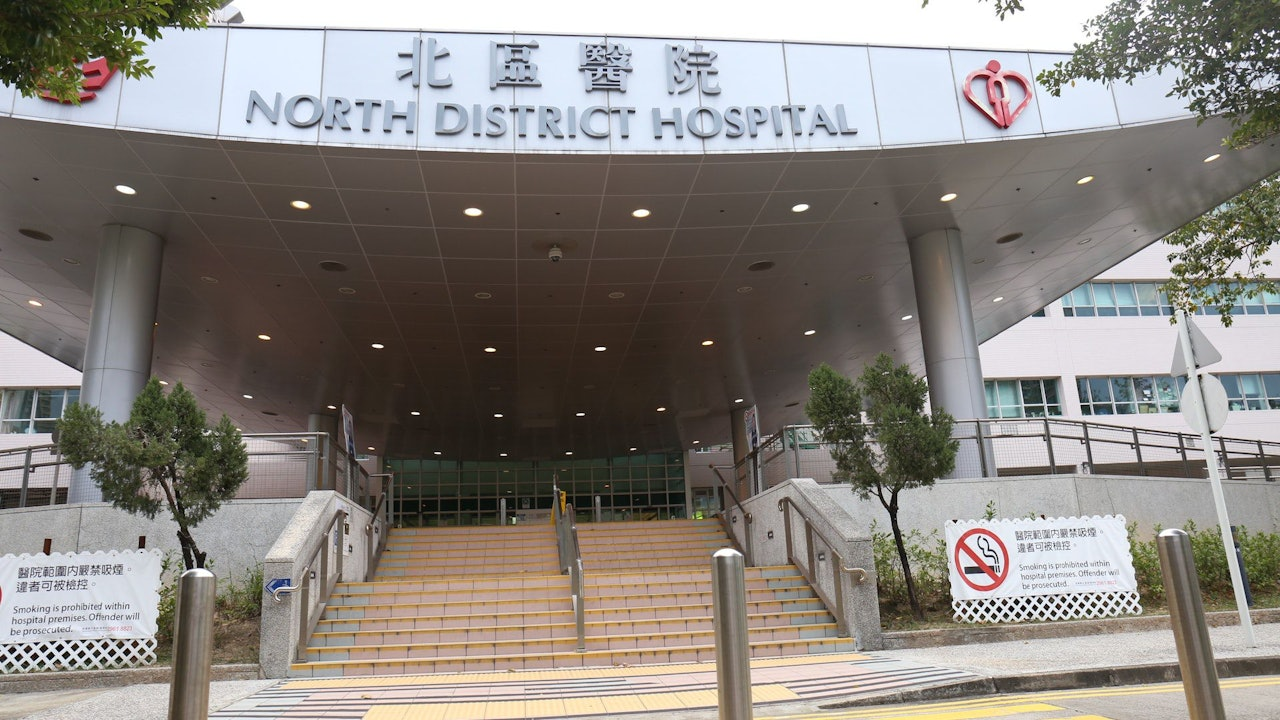 香港18岁毒贩医院逃脱！上身赤裸戴手铐，警方紧急追缉