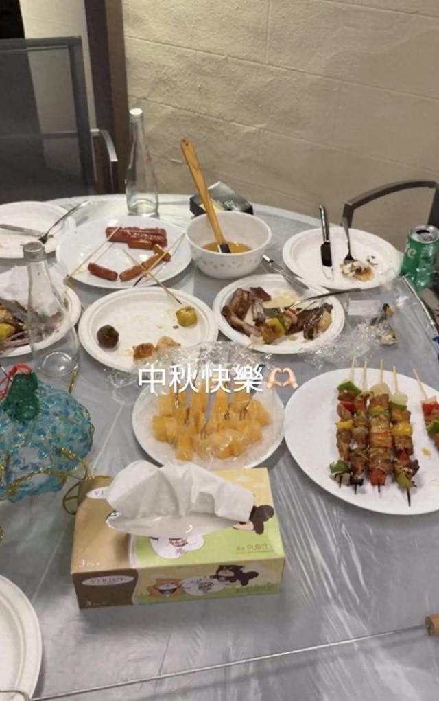 何超莲中秋晒家宴，三太十亿豪宅私家花园惊艳曝光